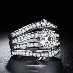 New ❤️ sterling silver white halo diamonds rings